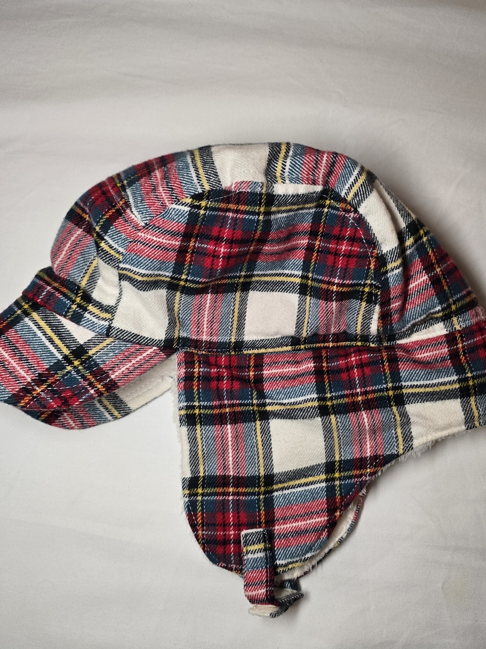 GapKids Plaid Winter Trapper/ Aviator Style Hat - Red & White